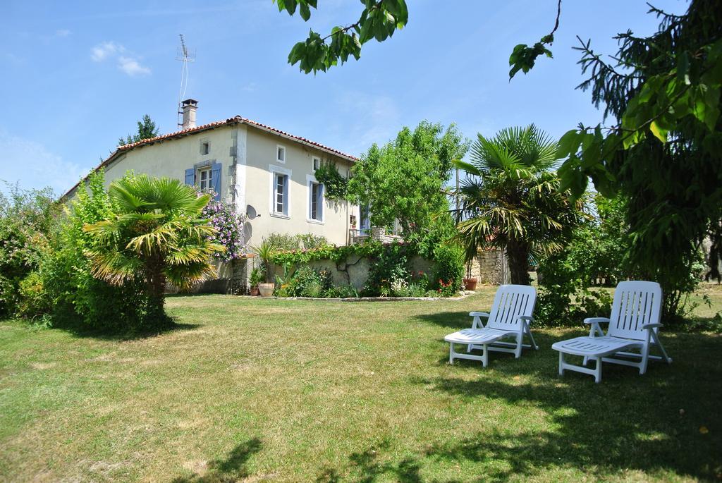 Chez Sarrazin Villa Brossac Kültér fotó